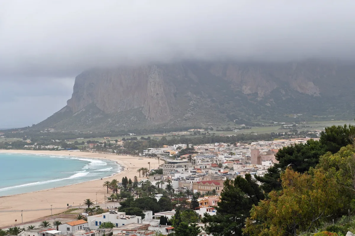 Baia Santa Margherita: spiagge libere e calette tra San Vito e Macari